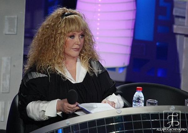 Аллу Пугачеву преследует неизвестный мужчина