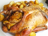 Утка с яблоками