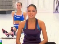 Выполняем растяжку, качаем пресс и ягодицы