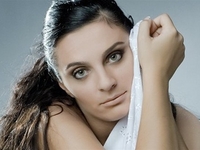 Елена Ваенга сорвала голос: Врачи прописали молчание