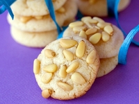 Французские миндальные пирожные: история и рецепт