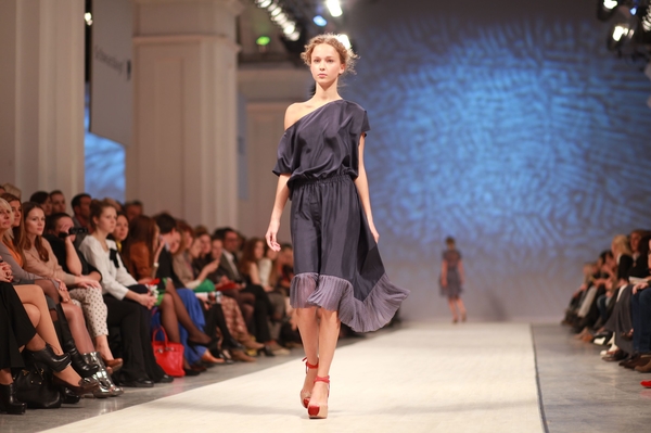 Елена Гроза, IVONA bigmir) net