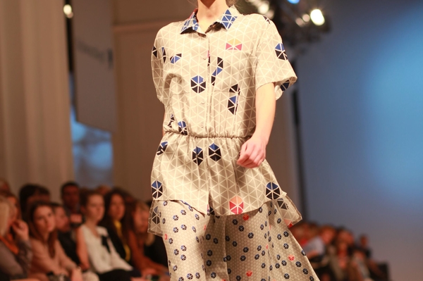 Елена Гроза, IVONA bigmir) net