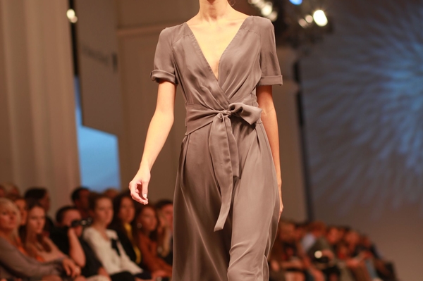 Елена Гроза, IVONA bigmir) net