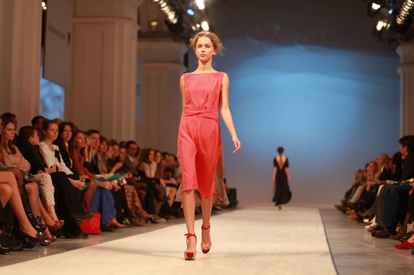 Елена Гроза, IVONA bigmir) net