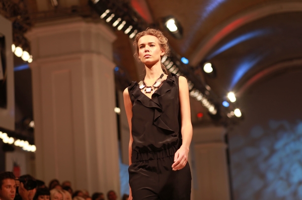 Елена Гроза, IVONA bigmir) net