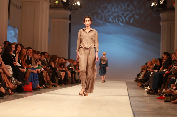 Елена Гроза, IVONA bigmir) net