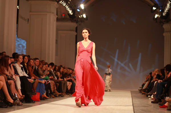 Елена Гроза, IVONA bigmir) net