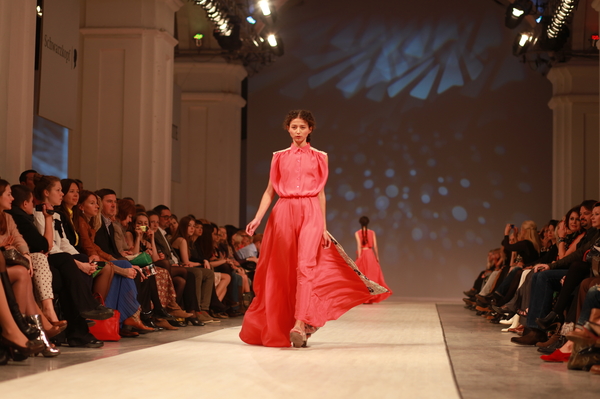 Елена Гроза, IVONA bigmir) net