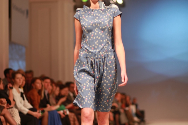 Елена Гроза, IVONA bigmir) net