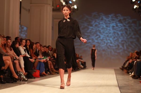 Елена Гроза, IVONA bigmir) net