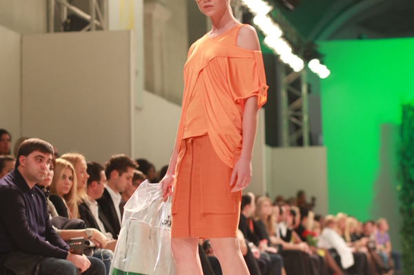 Елена Гроза, IVONA bigmir) net