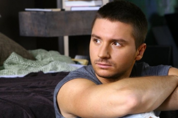 В новом клипе Сергей Лазарев показал дикие танцы