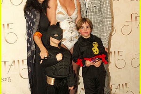 justjared.buzznet.com