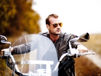 Холостяк Френсис Метью: Я приму девушку со всеми ее вредными привычками