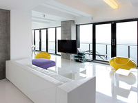 Интерьер квартиры: Минимализм в белом цвете