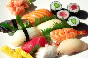 Как приготовить роллы, суши и сашими (ВИДЕО)