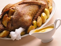 Как приготовить утку с яблоками