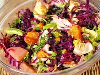 Салат из красной капусты с апельсинами и картофелем