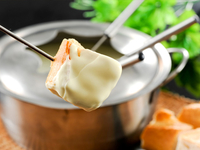 ТОП-5 рецептов швейцарского фондю