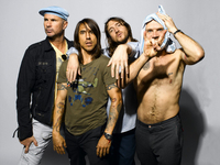 Red Hot Chilli Peppers все-таки потрясут Украину