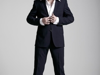 Александр Кривошапко запел по-казахски