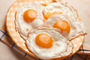 Как приготовить 5 видов яичницы (ВИДЕО)