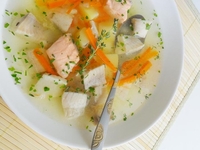 Легкий рыбный суп с овощами