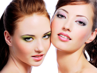 Два варианта новогоднего макияжа