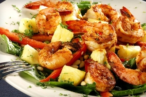 Как приготовить салат Праздничный (ВИДЕО)