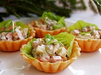 Корзиночки с салатом Оливье