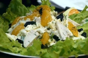 Готовим салат из курицы с мандаринами (ВИДЕО)