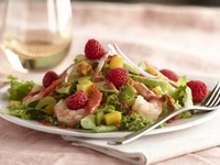 Салат из креветок и авокадо: Секреты приготовления