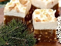 Нуга с орехами и кремом из сливочного сыра