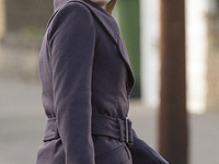 Девушка соблазняла подруг, притворяясь парнем