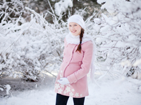 Беременность зимой: Как пережить холод