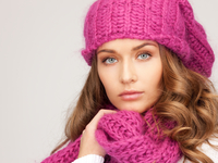 Какие прически носить под зимними головными уборами