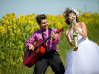 Что принято дарить на свадьбу в разных странах