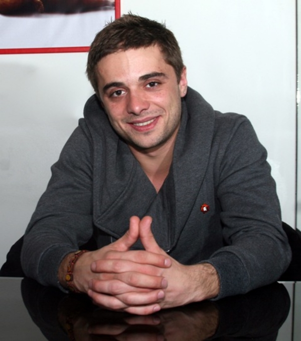 Интерн Романенко: В Москве меня плохо кормят