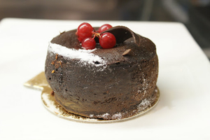 Как приготовить шоколадный фондан на День святого Валентина (ВИДЕО)