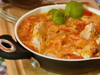 Филе кролика в томатно-сливочном соусе