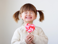 Валентинки своими руками: Делаем с ребенком открытку-сердце к 14 февраля