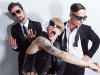 Поздравление Quest Pistols с  Днем святого Валентина