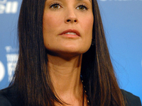 Синдром развода на примере Деми Мур