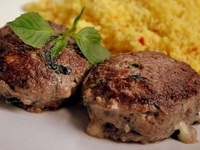 Говяжьи котлеты с моцареллой