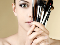 В преддверии праздника: Два секрета безупречного макияжа