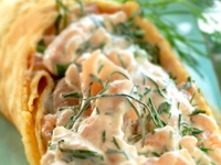 Фаршированные блины с копченой семгой