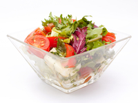 Салатный микс с помидорами черри