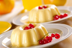 Как приготовить ванильную панна котту на 8 марта (ВИДЕО)