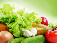 Чем опасны ранние овощи?